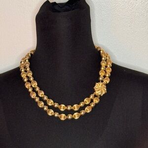 Vintage 50’s Gold Tone Beaded Floral Clasped Necklace